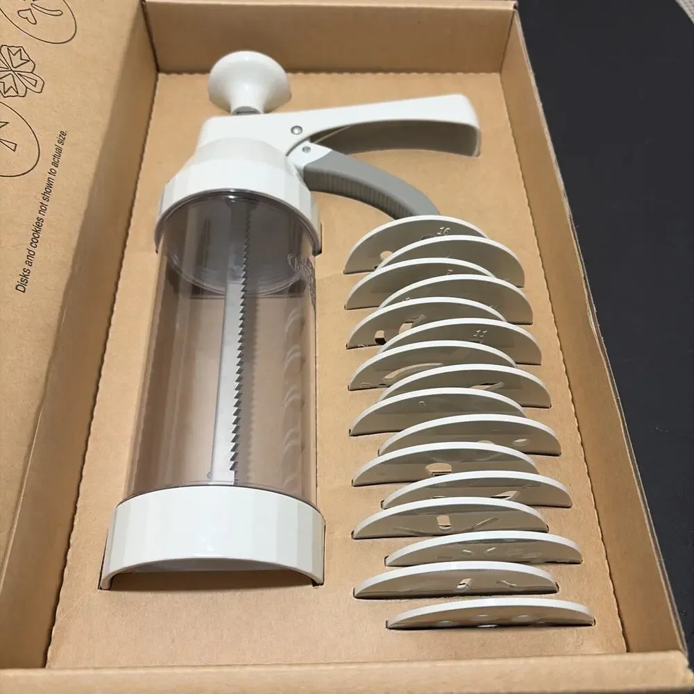 Pampered Chef Cookie Press 16 Discs Complete Set in Box #1525 NEW